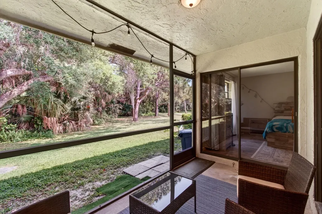 460 Hardwood Place Boca Raton FL 33431