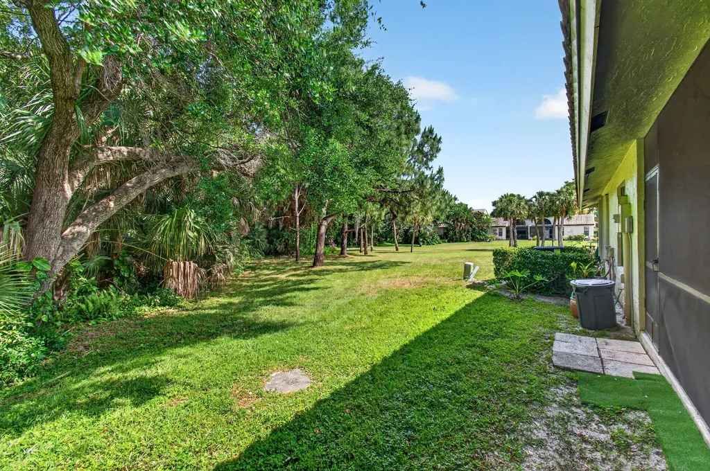 460 Hardwood Place Boca Raton FL 33431