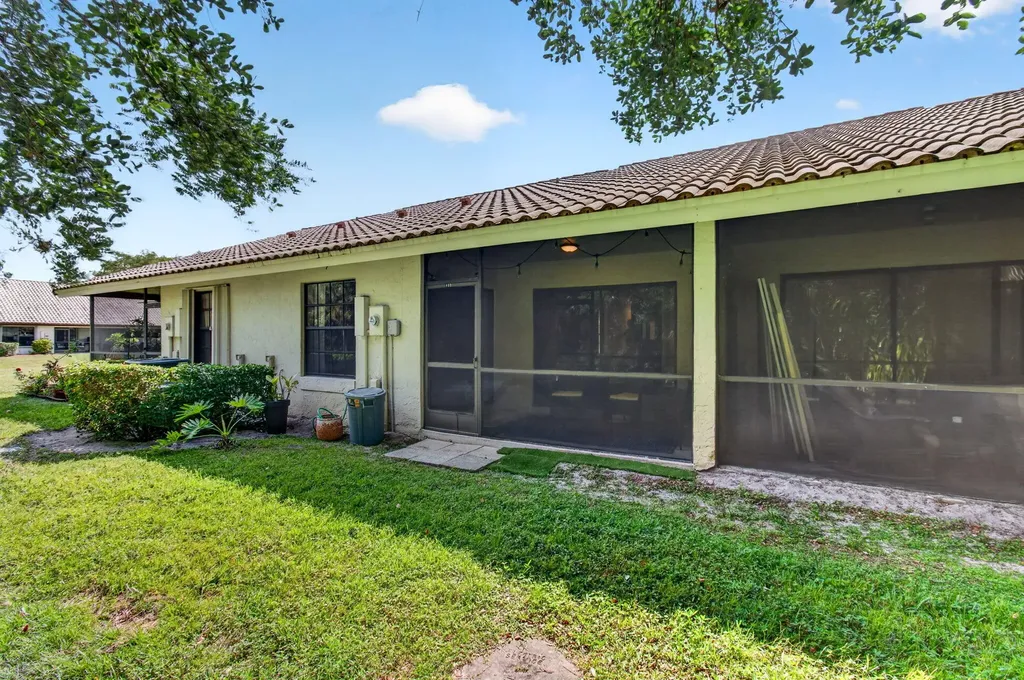 460 Hardwood Place Boca Raton FL 33431