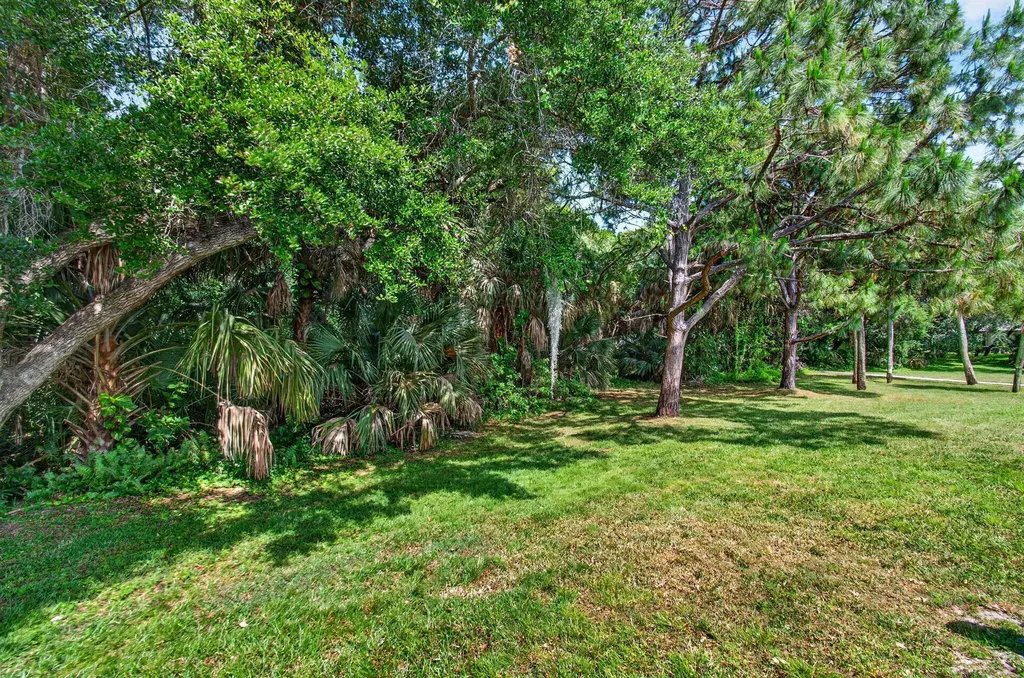 460 Hardwood Place Boca Raton FL 33431