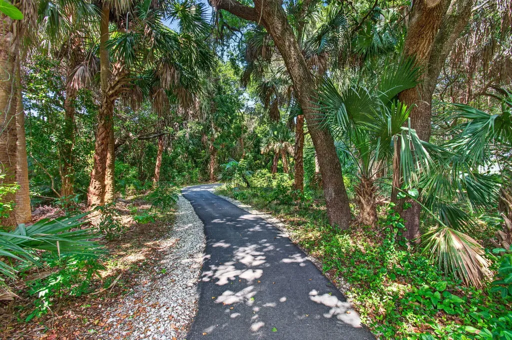 460 Hardwood Place Boca Raton FL 33431
