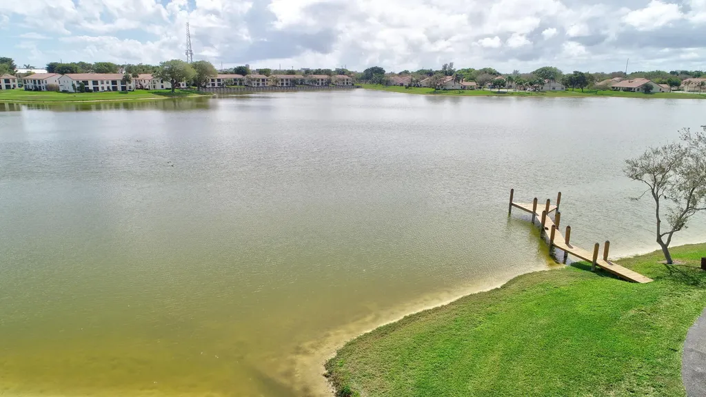 460 Hardwood Place Boca Raton FL 33431