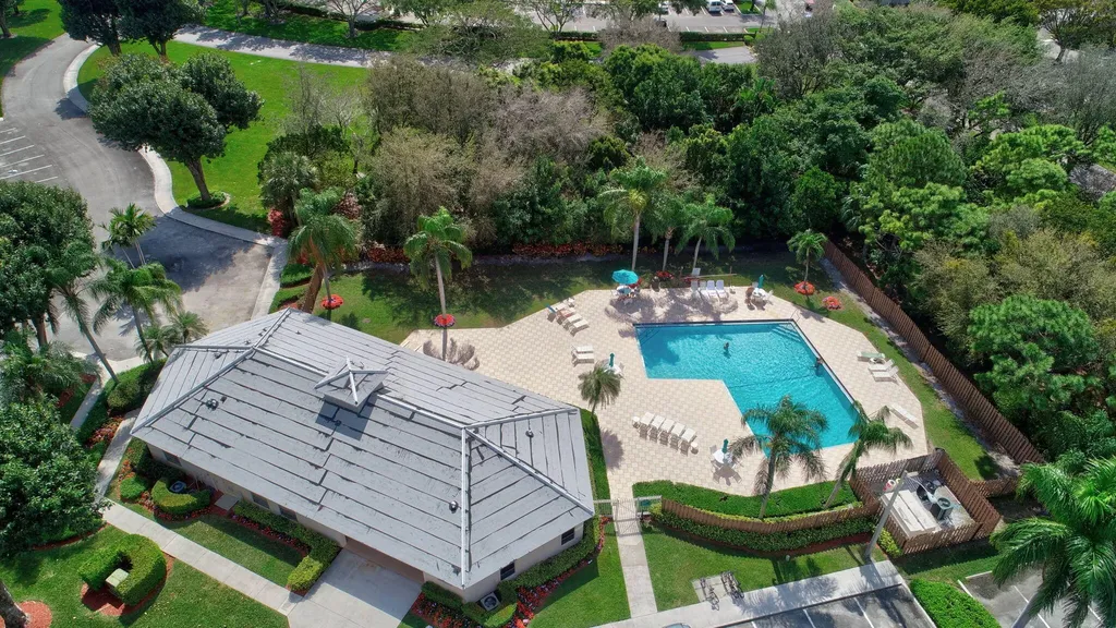 460 Hardwood Place Boca Raton FL 33431