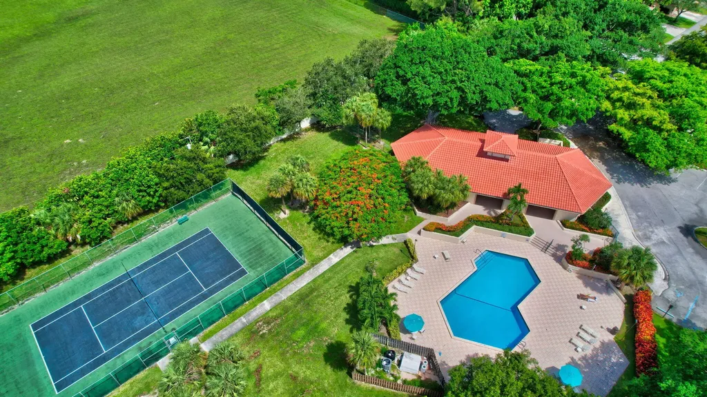 460 Hardwood Place Boca Raton FL 33431