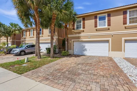 4103 Bamboo Palm Court Greenacres FL 33463