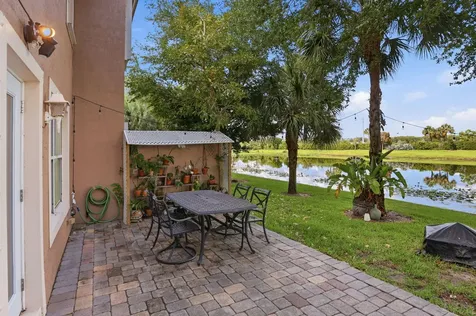 4103 Bamboo Palm Court Greenacres FL 33463