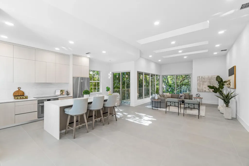 5101 Lake Catalina Drive Boca Raton FL 33496
