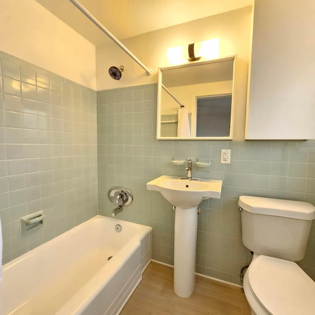 1354 Bayview Drive Fort Lauderdale FL 33304