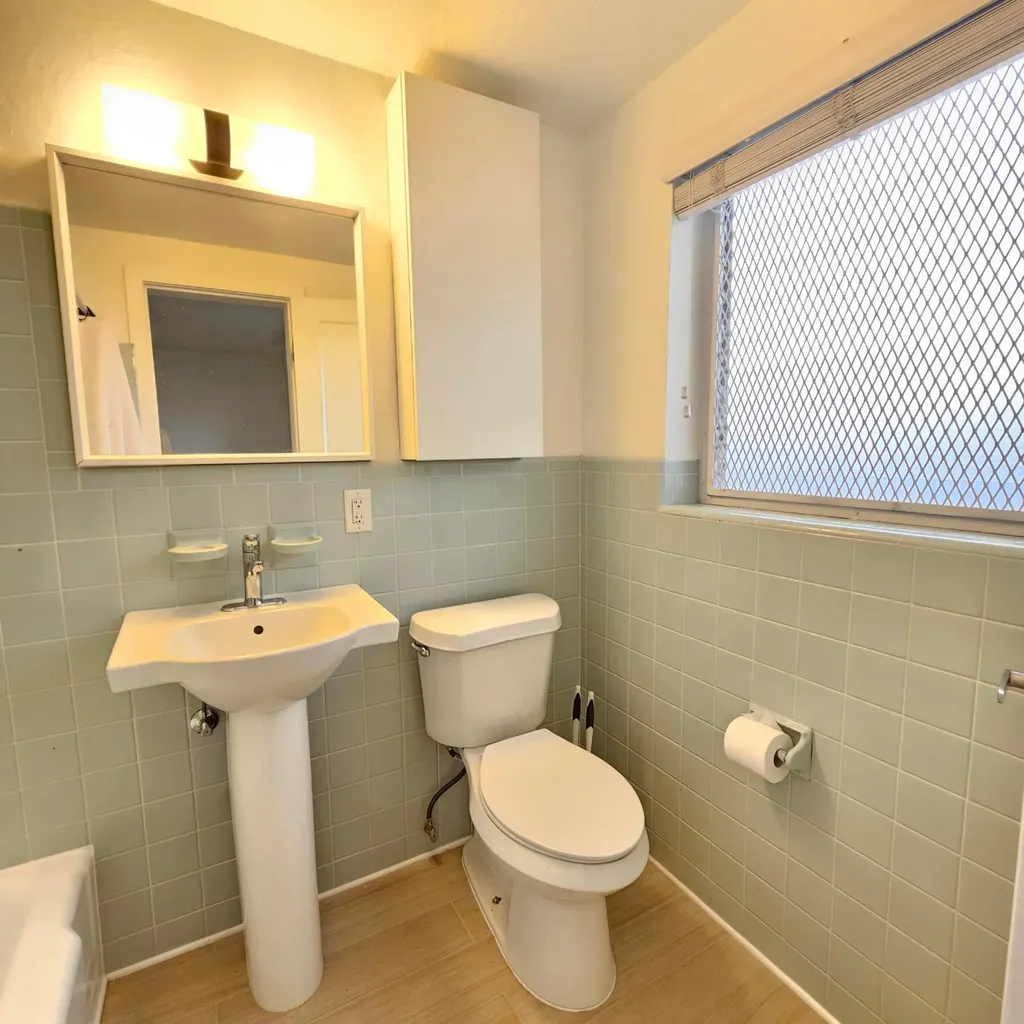 1354 Bayview Drive Fort Lauderdale FL 33304