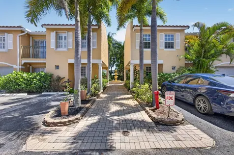 1020 Lake Shore Drive Lake Park FL 33403