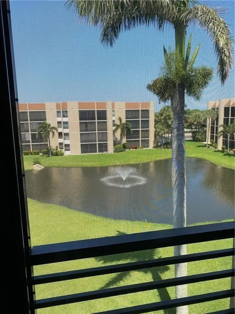3442 NE Causeway Boulevard Hutchinson Island FL 34957