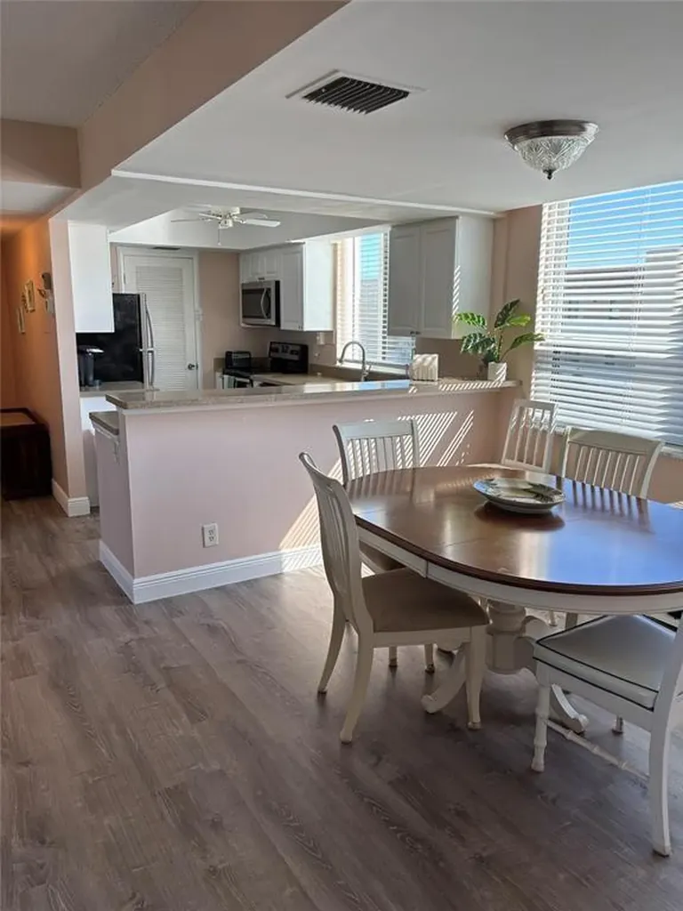 3442 NE Causeway Boulevard Hutchinson Island FL 34957