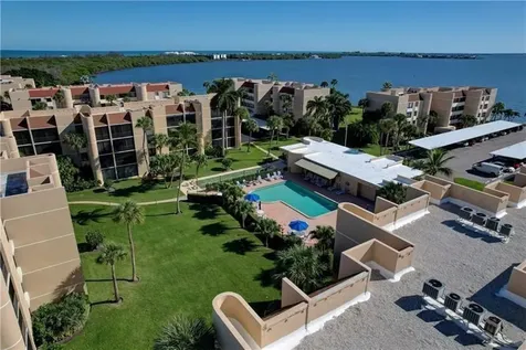 3442 NE Causeway Boulevard Hutchinson Island FL 34957