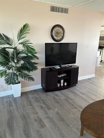3442 NE Causeway Boulevard Hutchinson Island FL 34957