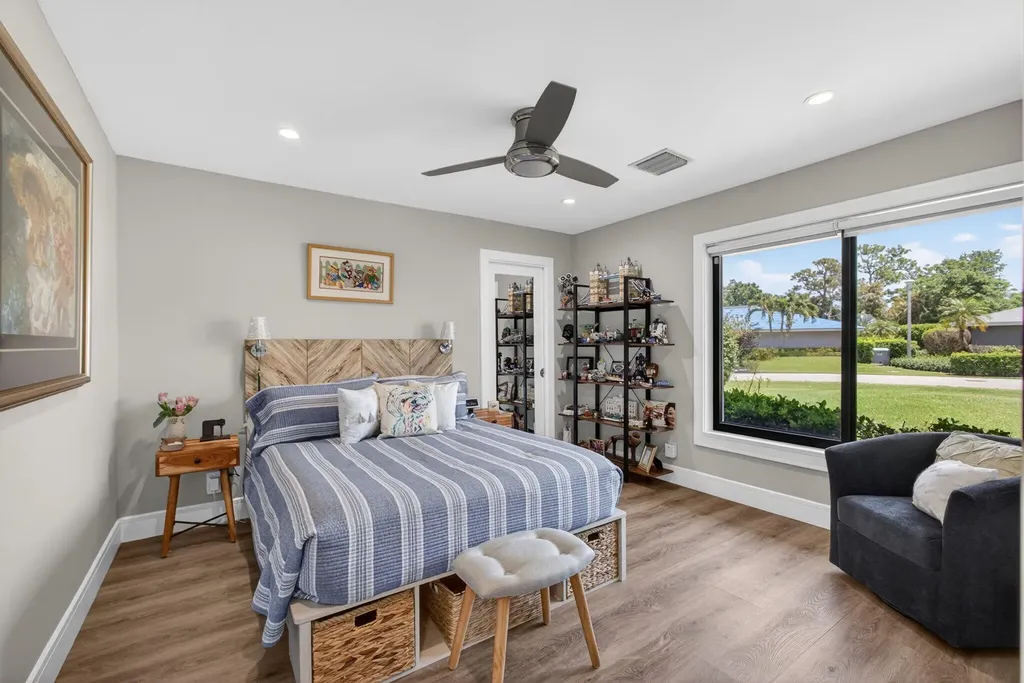 13315 Saffron Circle Palm Beach Gardens FL 33418