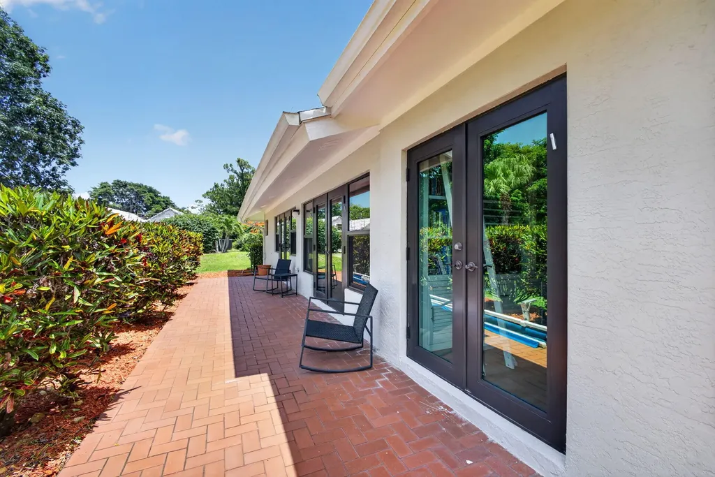 13315 Saffron Circle Palm Beach Gardens FL 33418