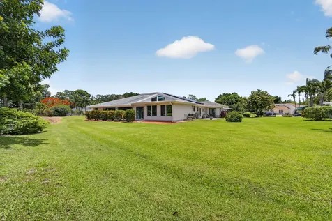 13315 Saffron Circle Palm Beach Gardens FL 33418