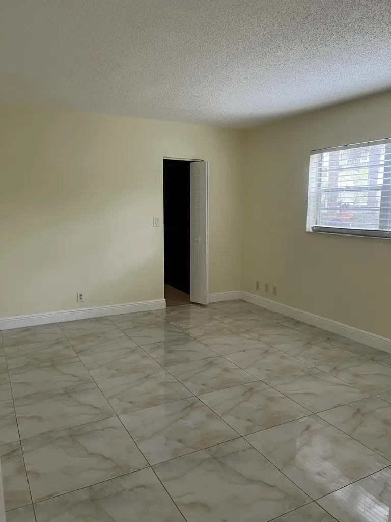 2015 Madison Street Hollywood FL 33020