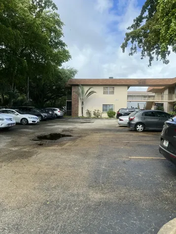 2015 Madison Street Hollywood FL 33020