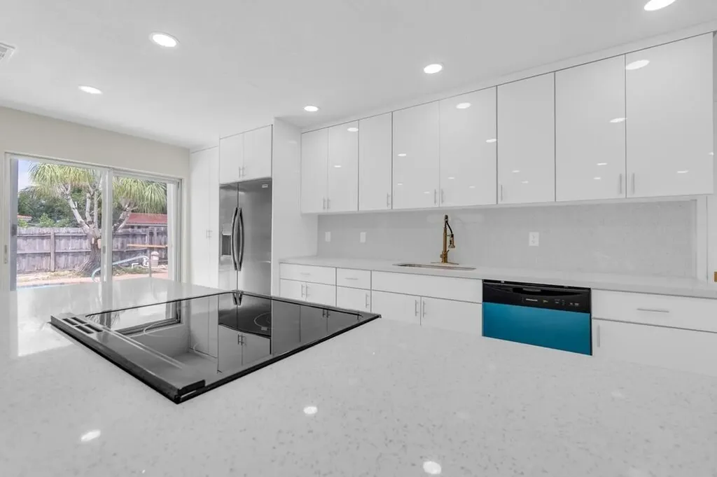 100 NE 26th Court Pompano Beach FL 33064