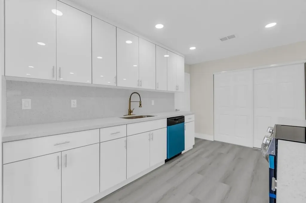 100 NE 26th Court Pompano Beach FL 33064
