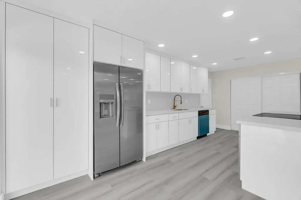 100 NE 26th Court Pompano Beach FL 33064