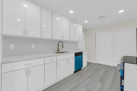 100 NE 26th Court Pompano Beach FL 33064
