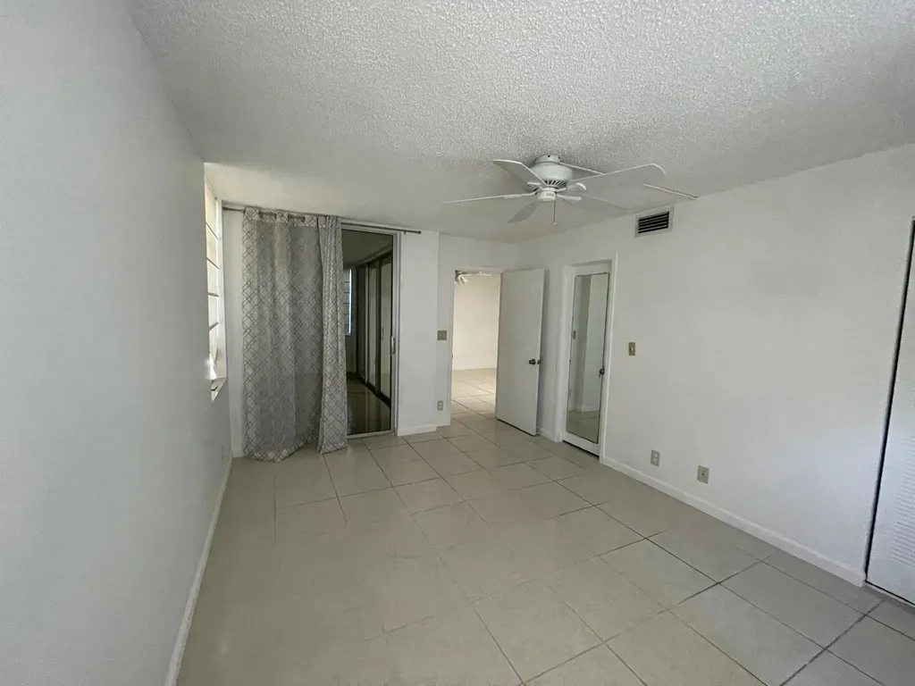 1811 Sabal Palm Drive Davie FL 33324