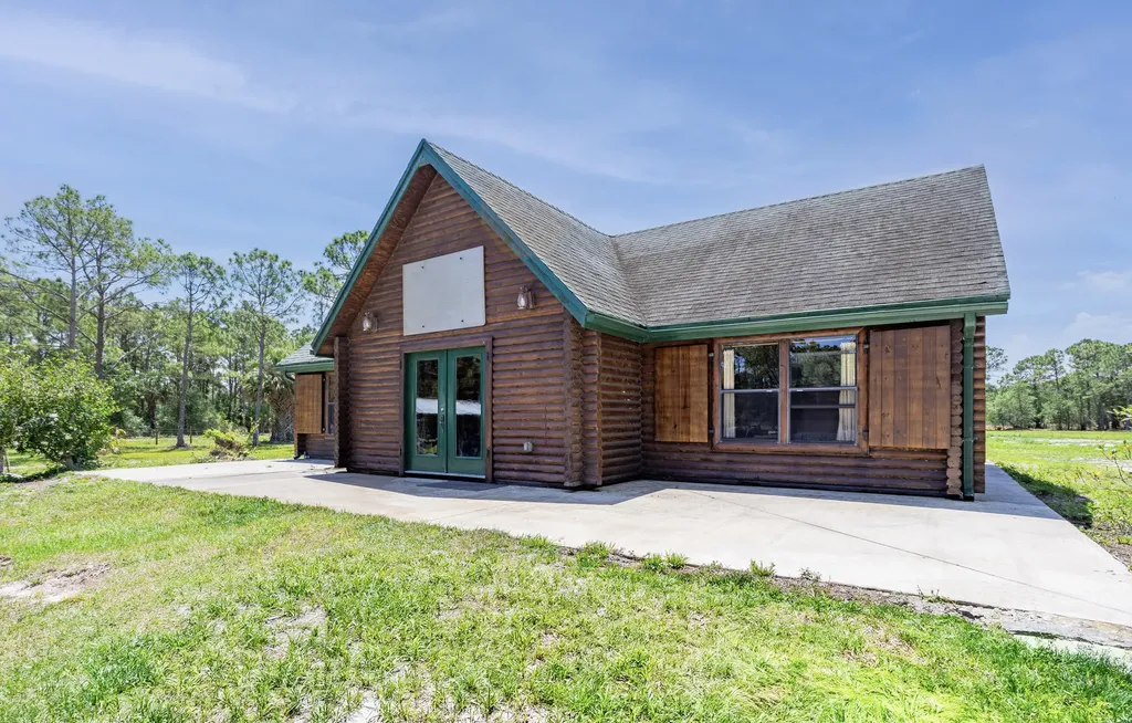 13822 Center Avenue Clewiston FL 33440