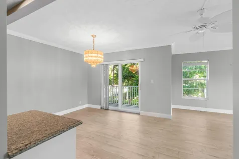 950 Ponce De Leon Boca Raton FL 33432