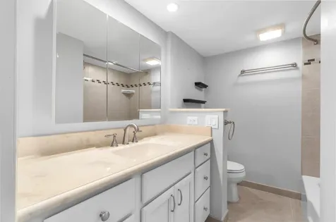 950 Ponce De Leon Boca Raton FL 33432