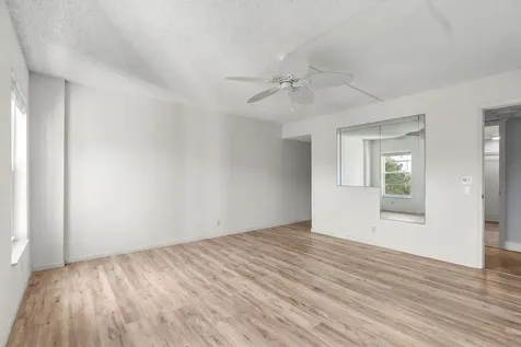 950 Ponce De Leon Boca Raton FL 33432