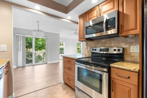 950 Ponce De Leon Boca Raton FL 33432
