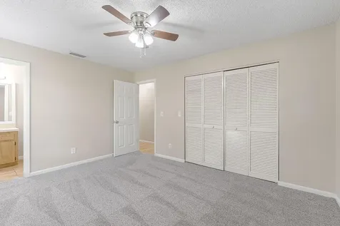 16 45th Avenue Vero Beach FL 32968