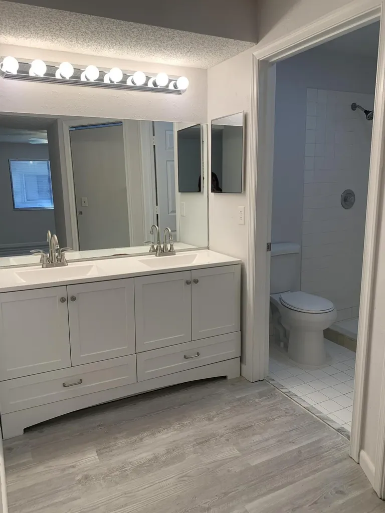 12 Via De Casas Sur Boynton Beach FL 33426