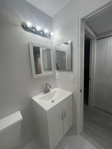 12 Via De Casas Sur Boynton Beach FL 33426