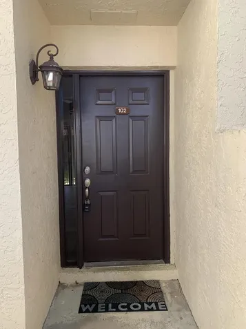 12 Via De Casas Sur Boynton Beach FL 33426