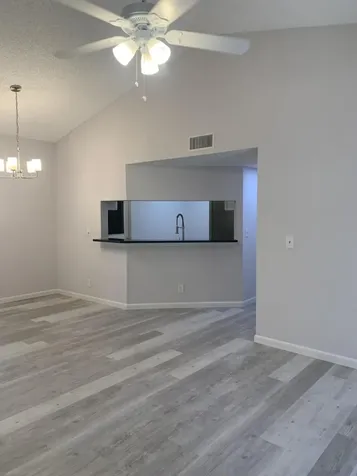 12 Via De Casas Sur Boynton Beach FL 33426