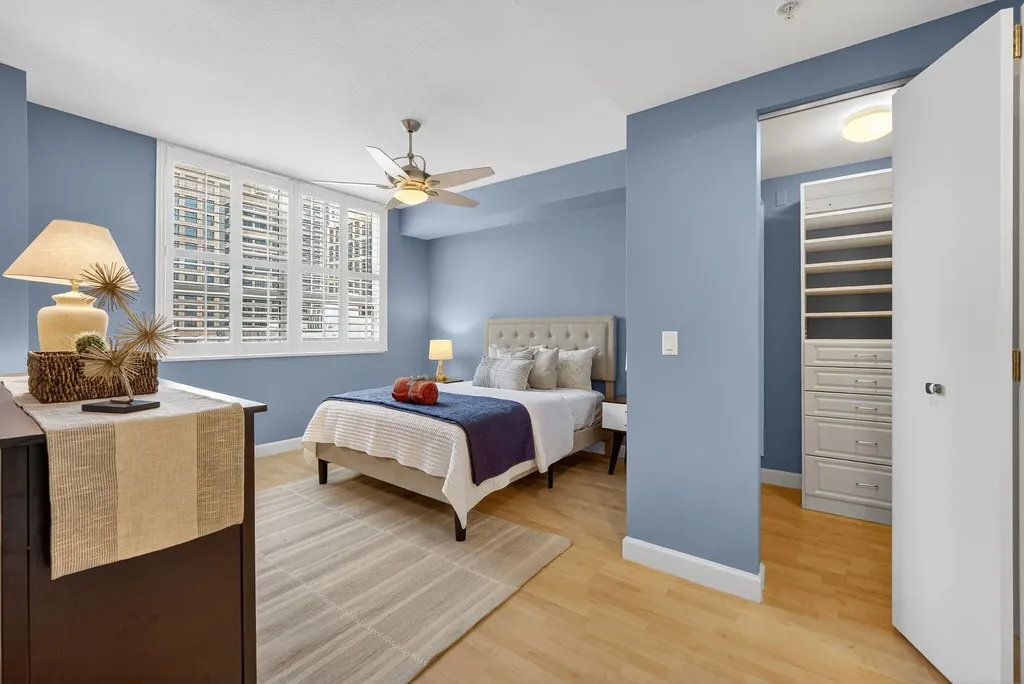350 SE 2nd Street Fort Lauderdale FL 33301