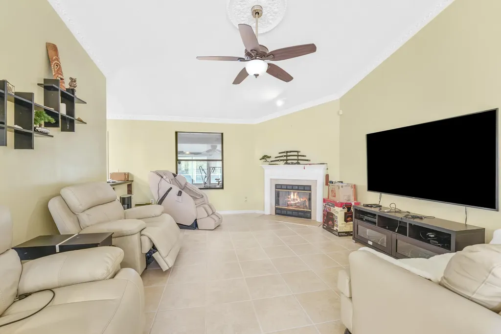 320 Scarlet Bugler Lane S Jacksonville FL 32225