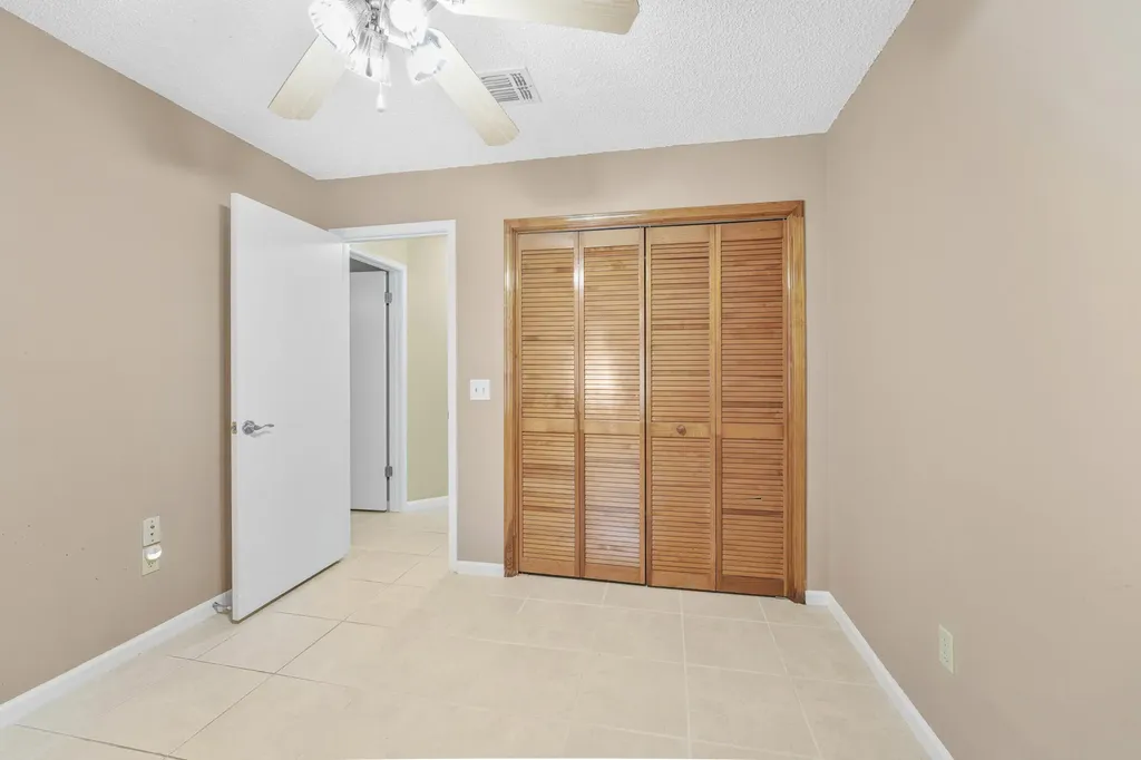 320 Scarlet Bugler Lane S Jacksonville FL 32225