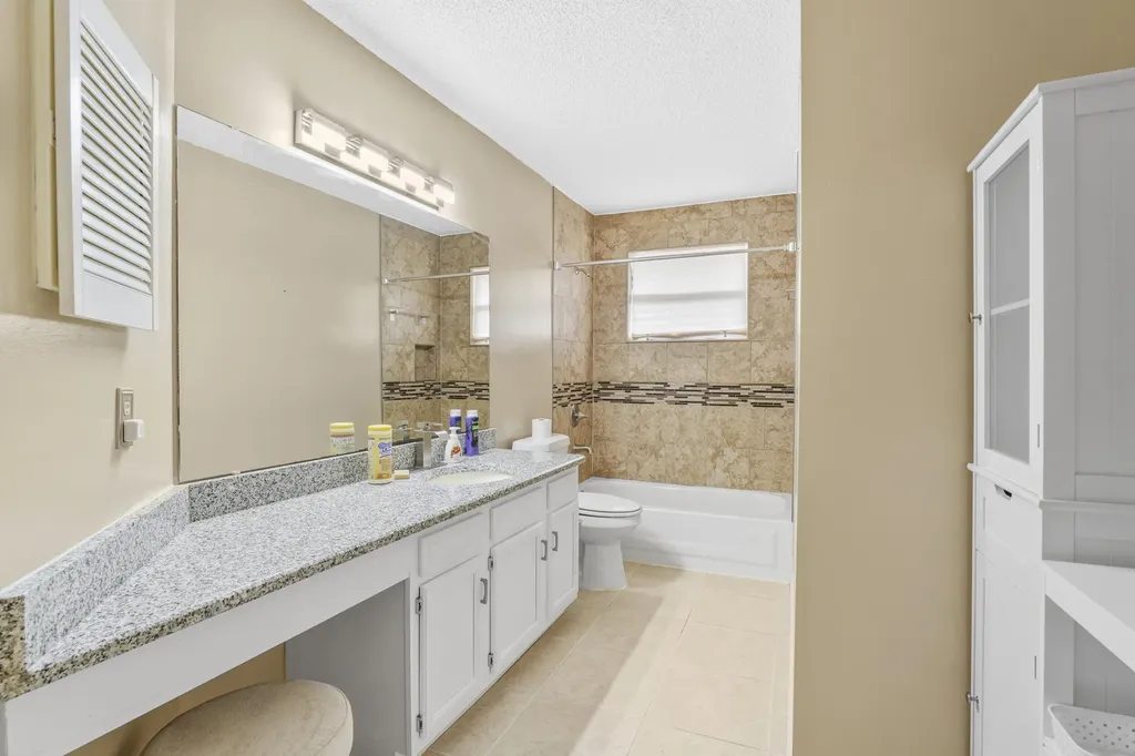 320 Scarlet Bugler Lane S Jacksonville FL 32225
