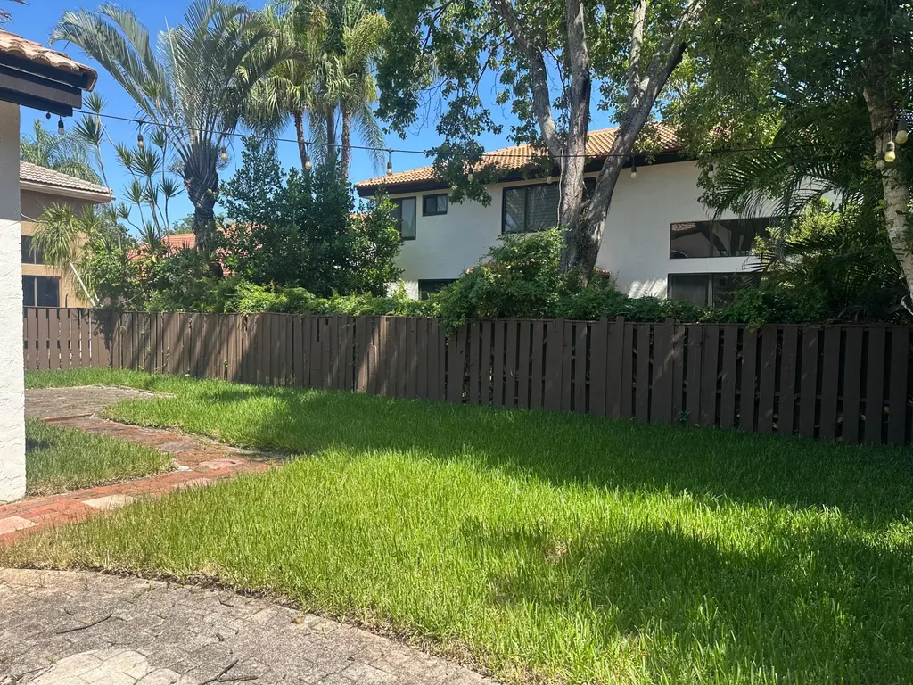 10461 NW 12th Court Plantation FL 33322
