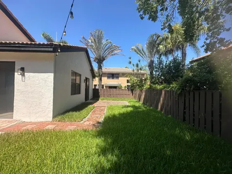 10461 NW 12th Court Plantation FL 33322