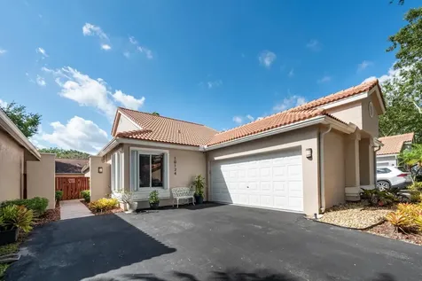 10124 NW 3rd Court Plantation FL 33324