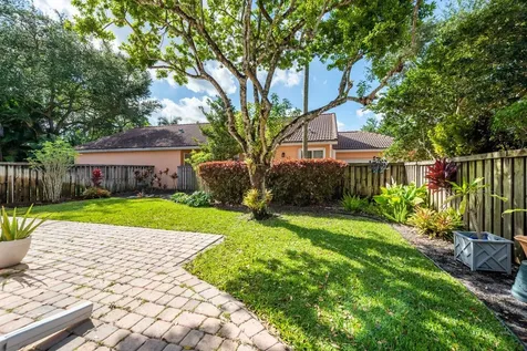 10124 NW 3rd Court Plantation FL 33324