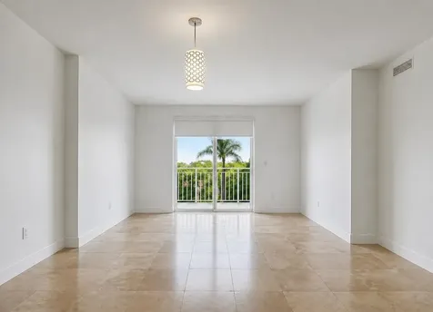 7266 SW 88th Street Miami FL 33156