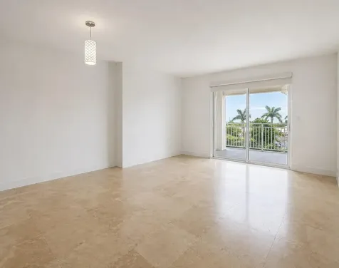 7266 SW 88th Street Miami FL 33156