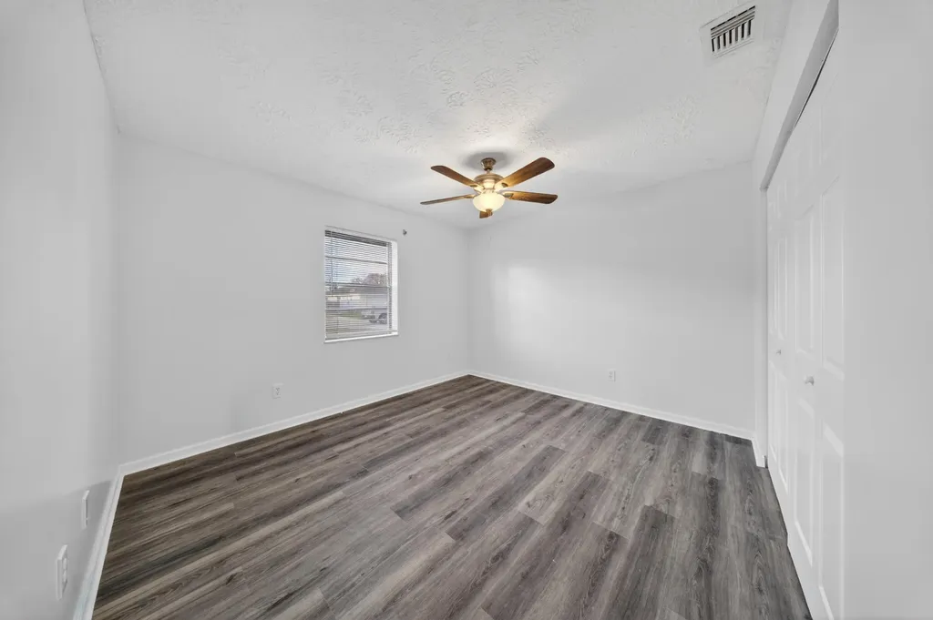 214 SE Duval Avenue Port St Lucie FL 34983