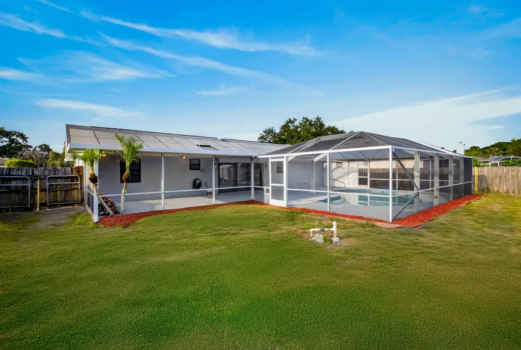 214 SE Duval Avenue Port St Lucie FL 34983